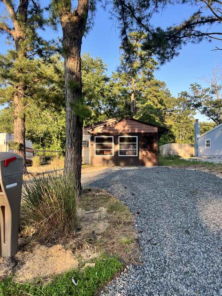 39 Maple St #NA - Photo 2 of 10