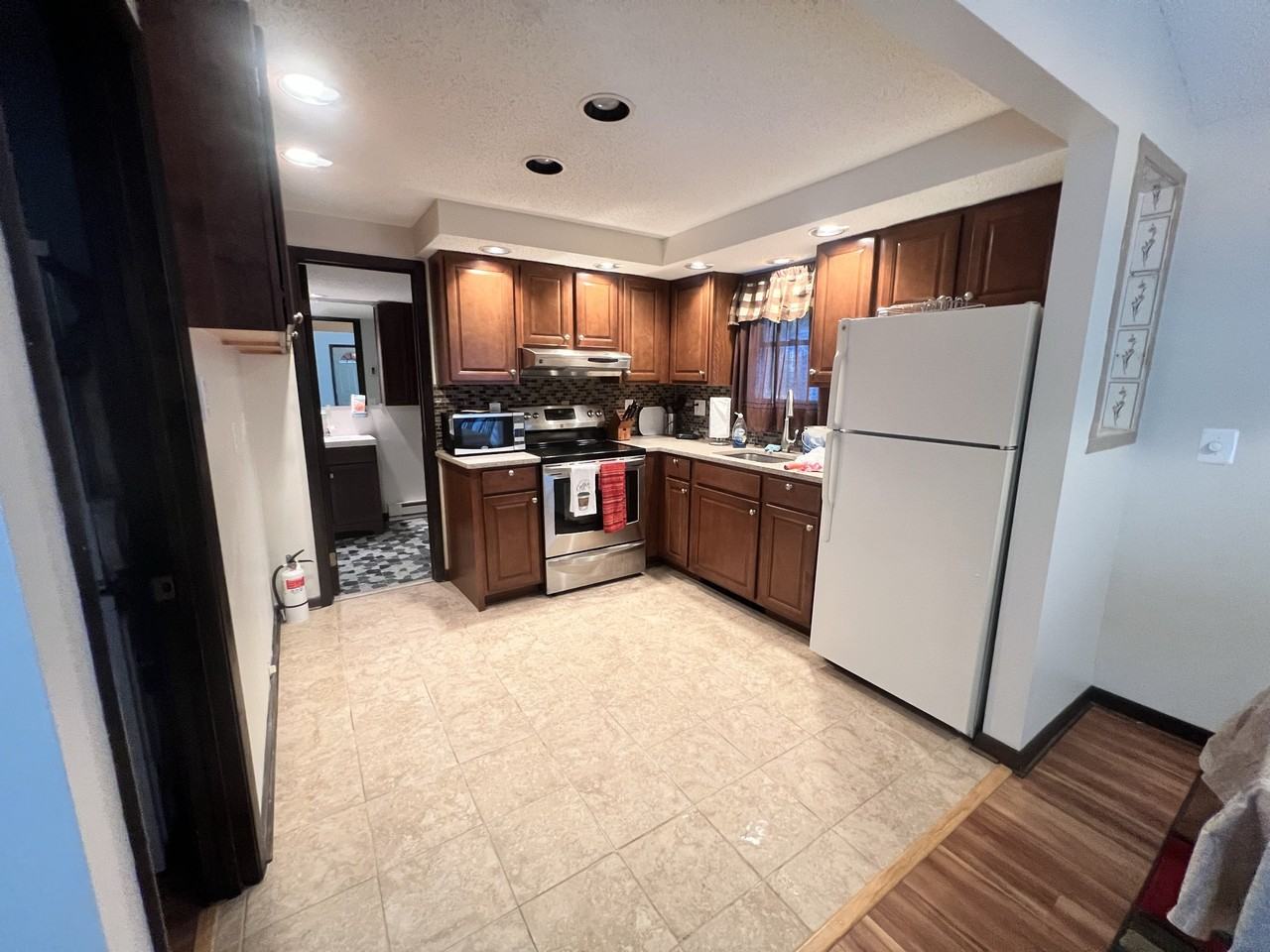 39 Maple St #NA - Photo 3 of 10