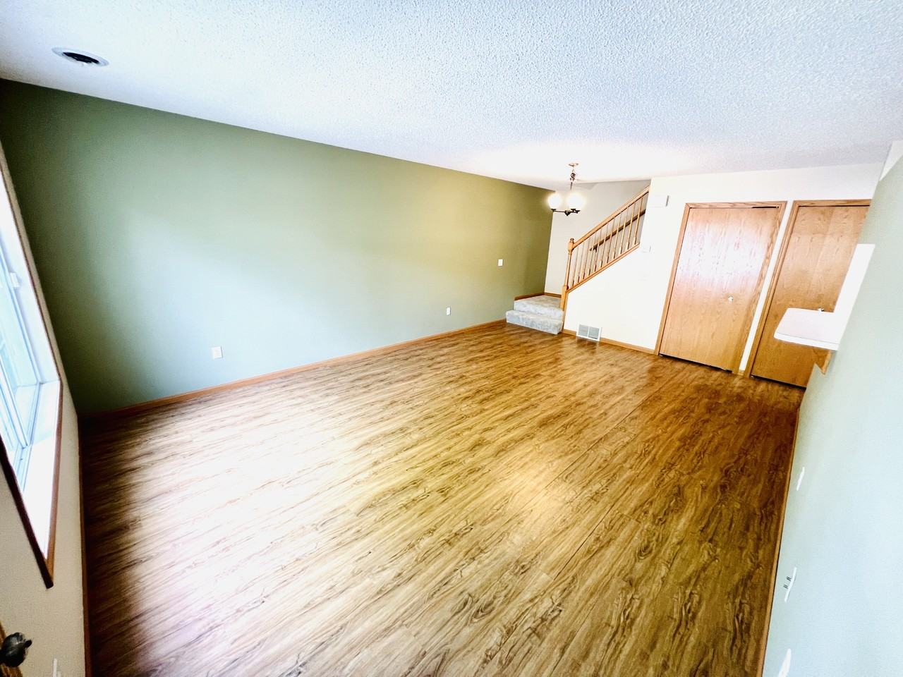 588 Mariner Way #NA - Photo 3 of 13