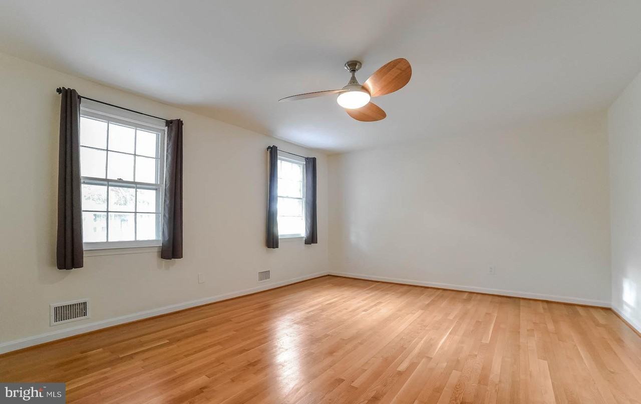 3521 Forest Glenn Ct - Photo 2 of 35