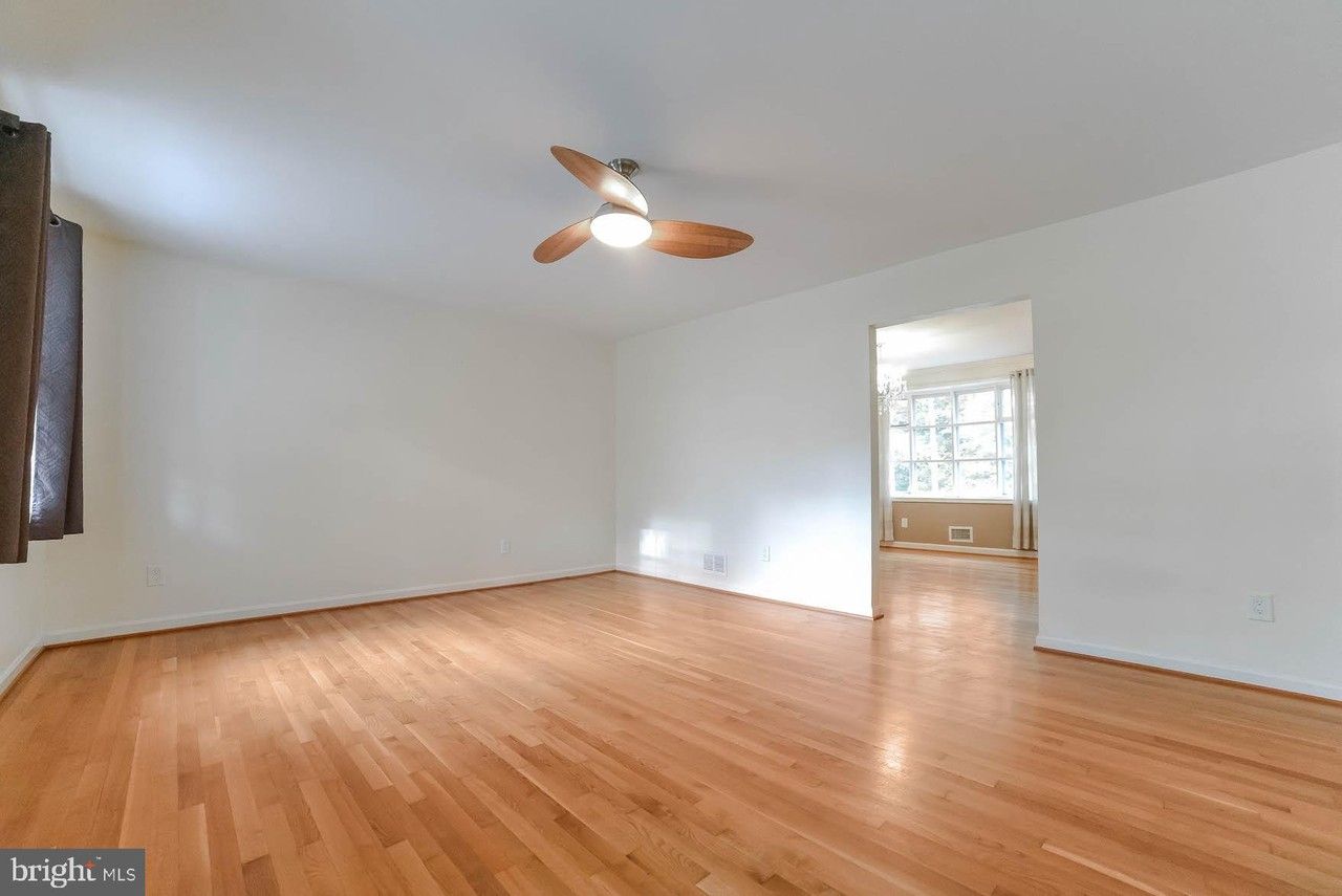 3521 Forest Glenn Ct - Photo 3 of 35