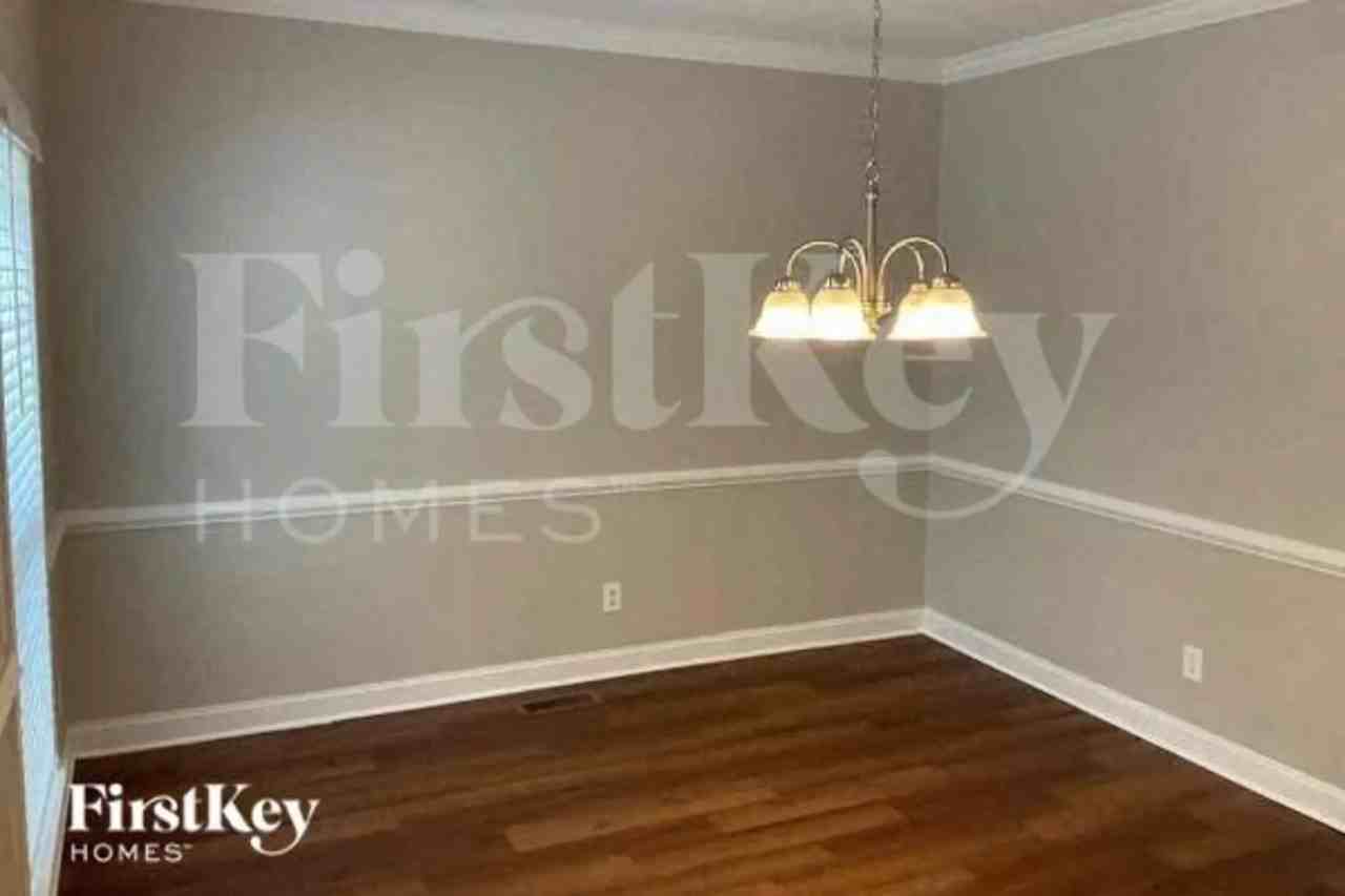 3476 Waterway Dr - Photo 3 of 10