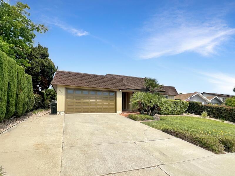 14307 Kendra Ct - Photo 2 of 21