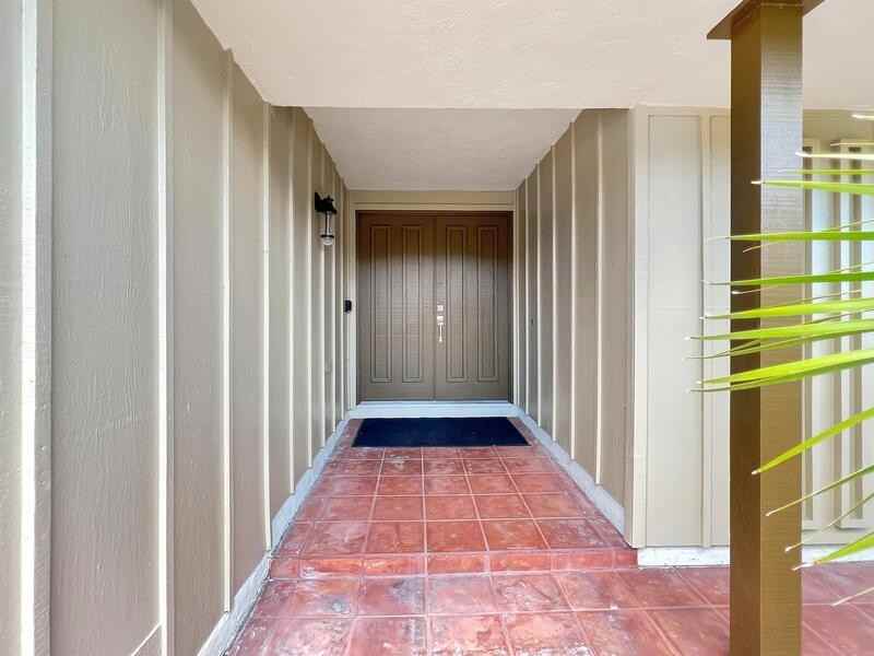 14307 Kendra Ct - Photo 3 of 21