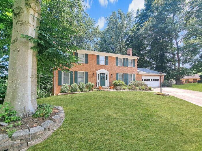 12203 Westview Dr - Photo 2 of 29