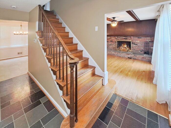 12203 Westview Dr - Photo 3 of 29