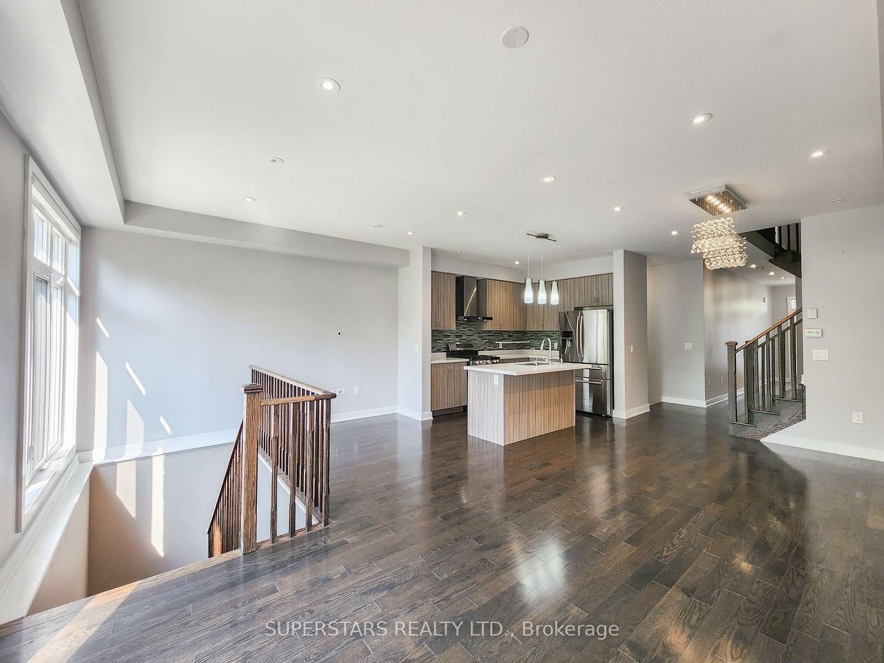 39 Dariole Drive - Photo 3 of 16