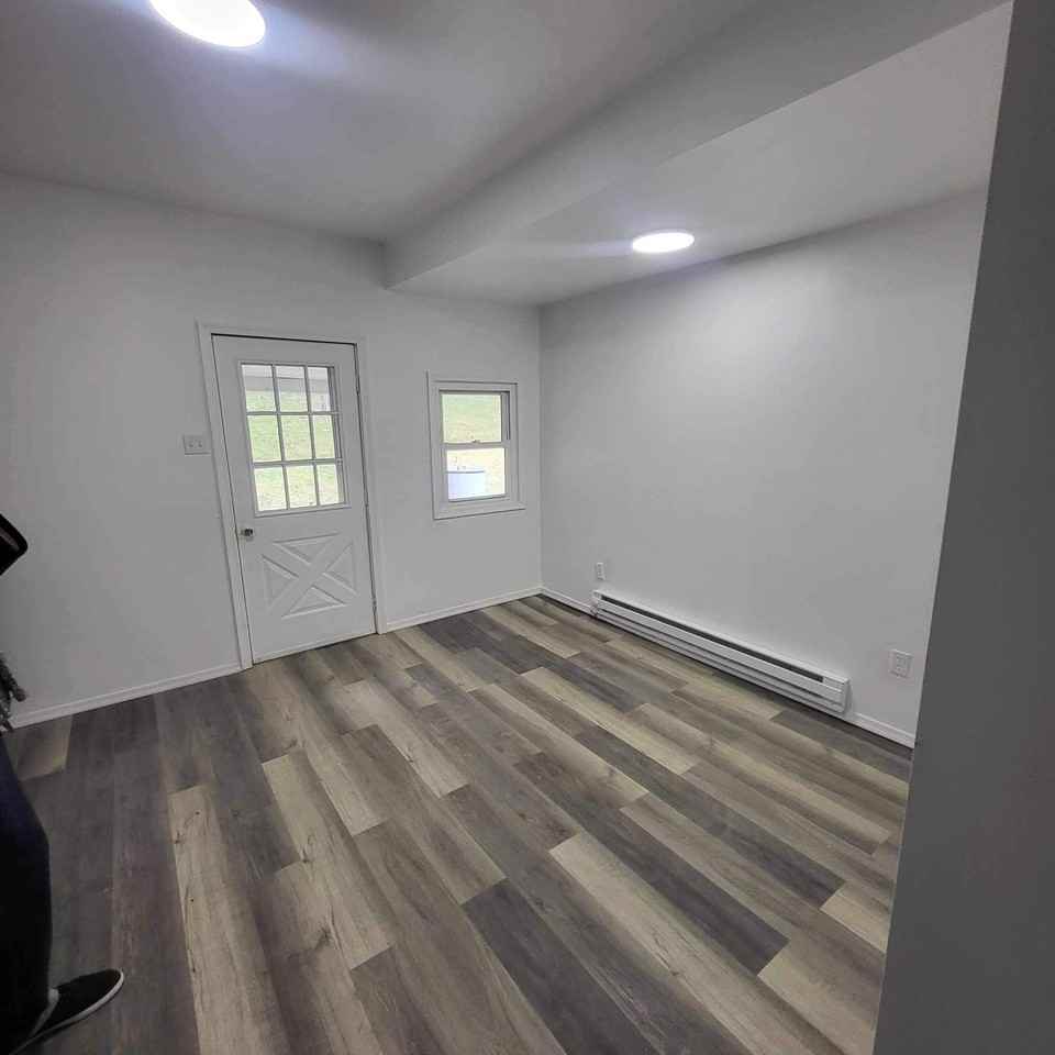 90 Schaeffer Hill Road - Photo 2 of 4