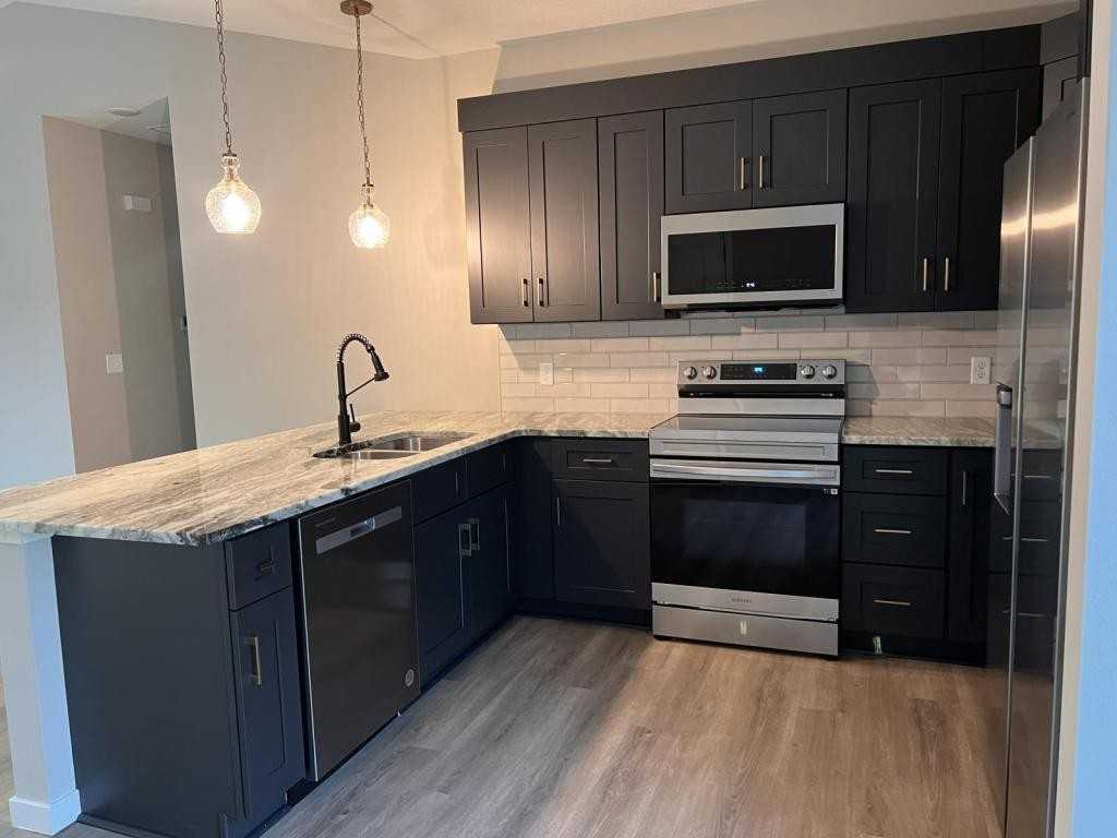 1281 37th Ave - Photo 2 of 25