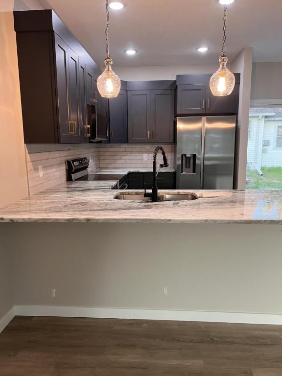 1281 37th Ave - Photo 5 of 25