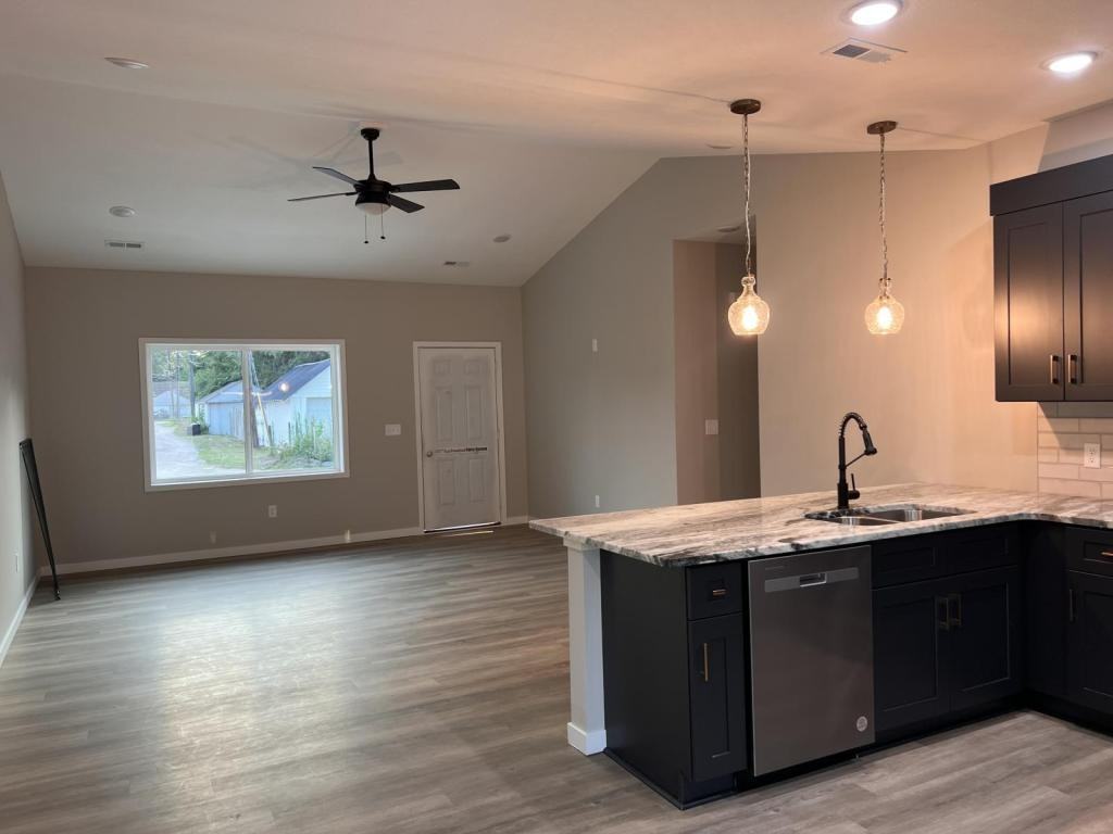 1281 37th Ave - Photo 6 of 25