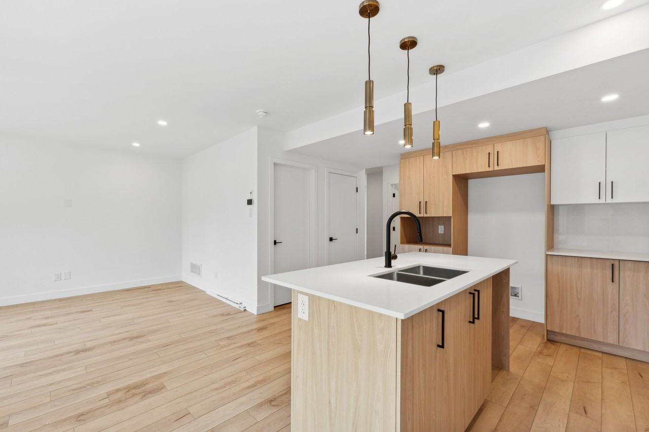 10 Rue Poplar - Photo 3 of 12