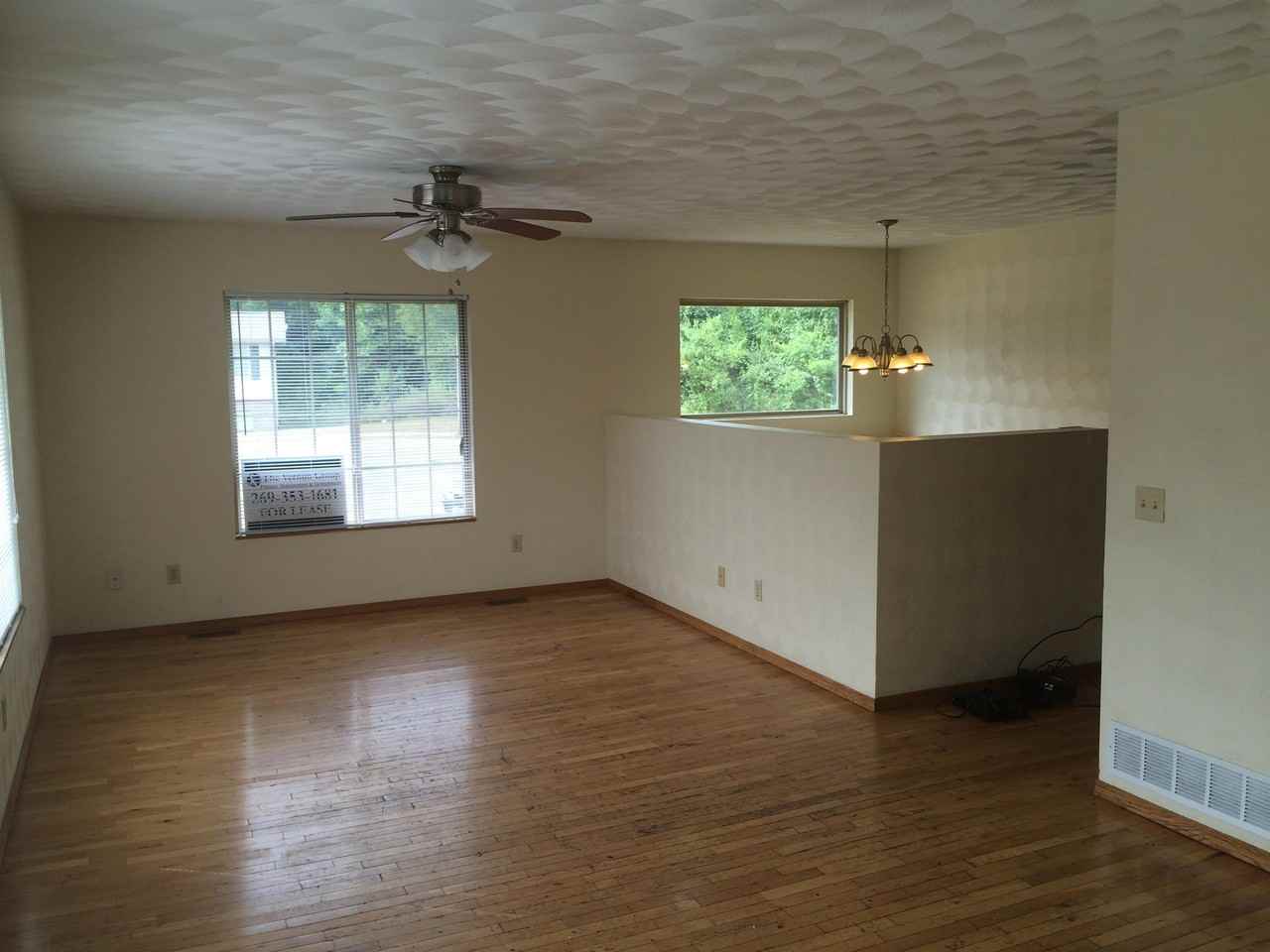 1209 Jack Pine Dr - Photo 2 of 12