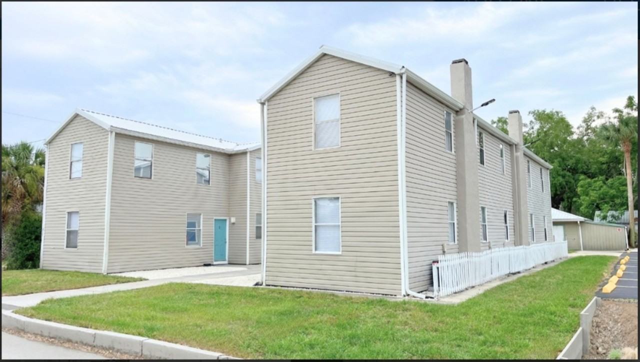321 W Ianthe St #7 - Photo 2 of 9