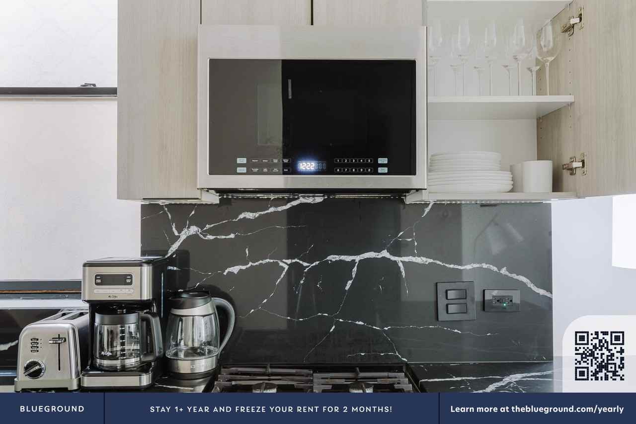 111 Huron St #1539 - Photo 7 of 19