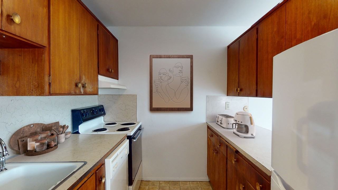 Contemporary House (128) - Photo 3 of 13