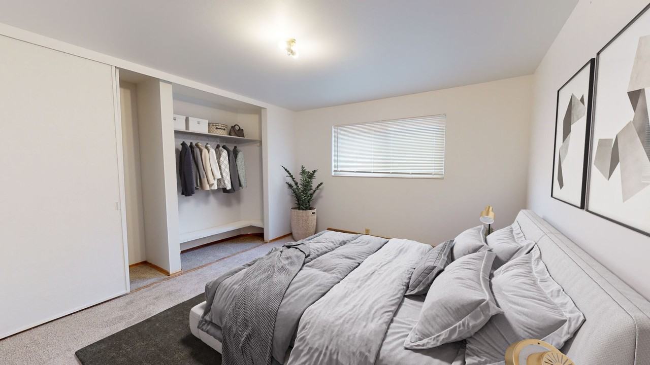 Contemporary House (128) - Photo 4 of 13