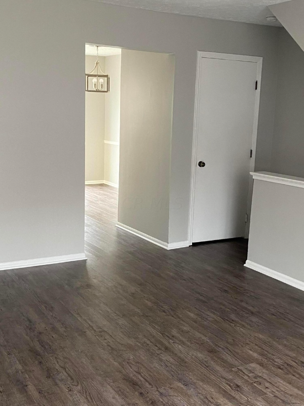 7755 Hansgrove Ct - Photo 2 of 17