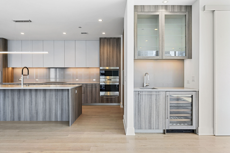 72 E Randolph St - Photo 2 of 16