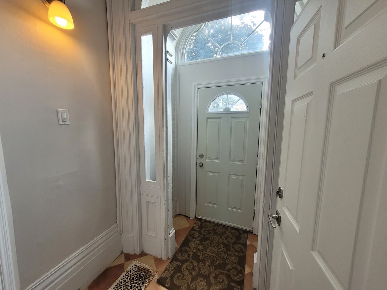 286 John Street North #2 - Photo 2 of 15