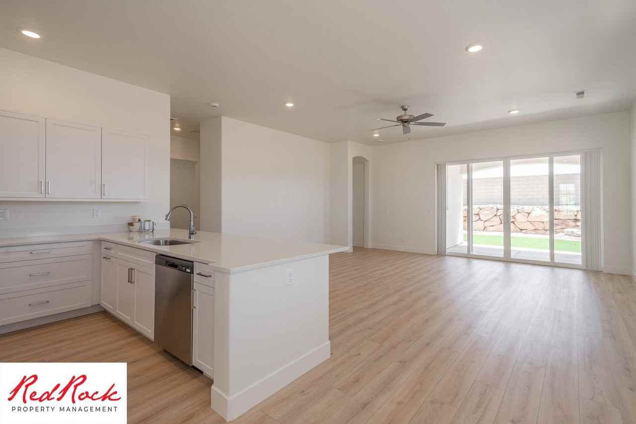 481 W Avery Ln - Photo 2 of 50