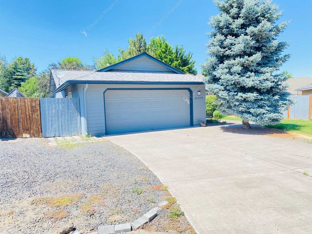 61875 Avonlea Cir - Photo 2 of 34