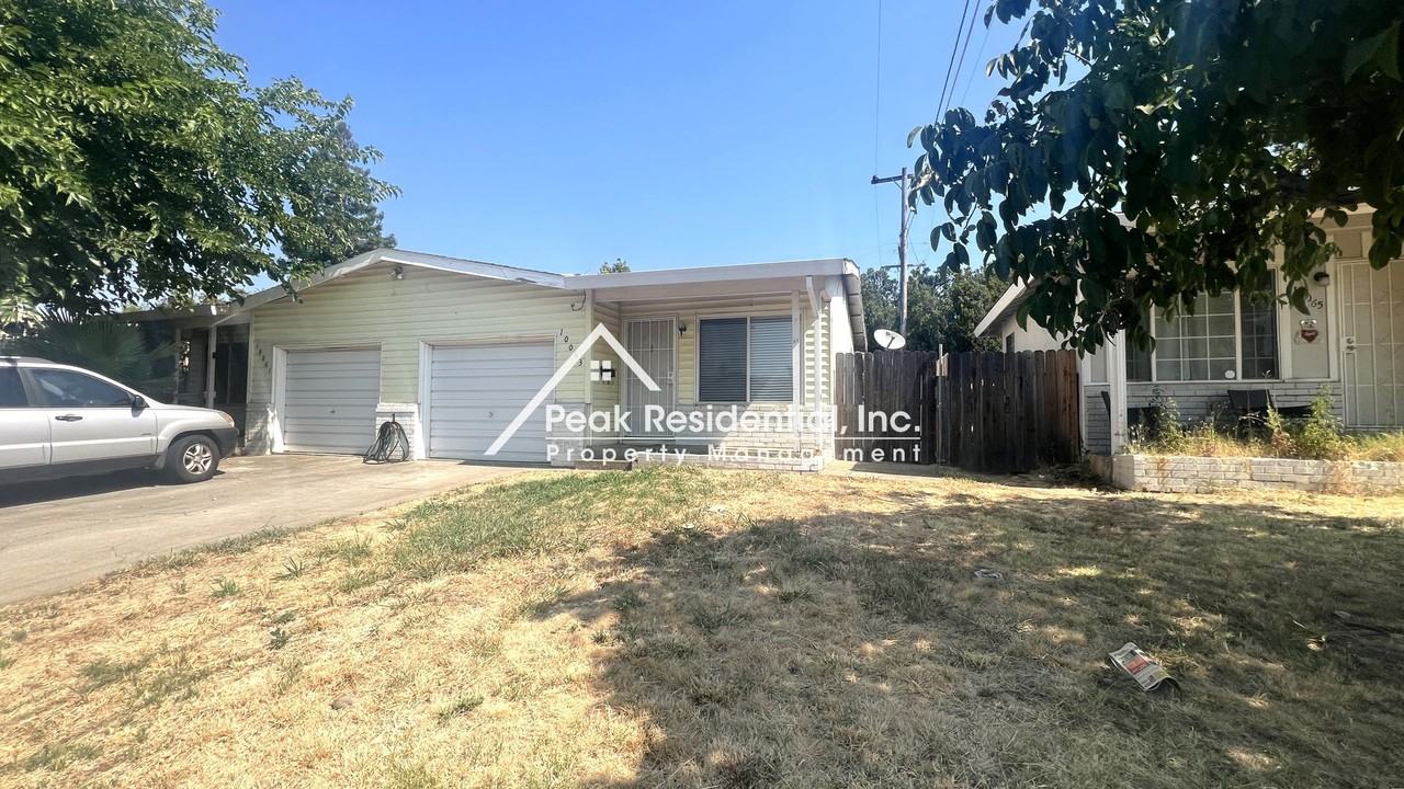 10063 Nebula Way - Photo 2 of 17