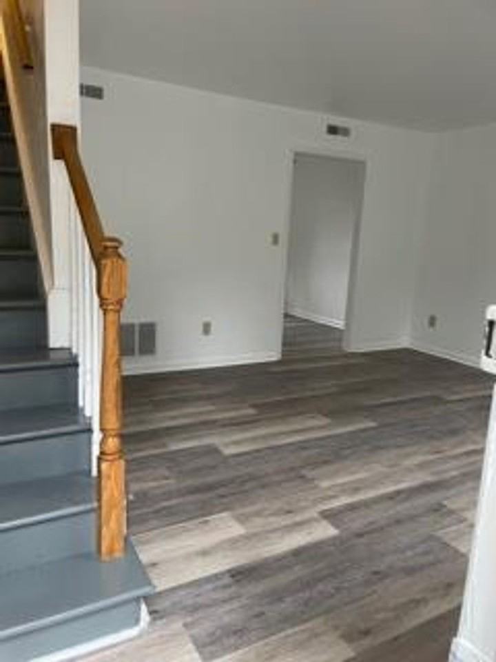 2625 Stephenson Ave Sw - Photo 2 of 14