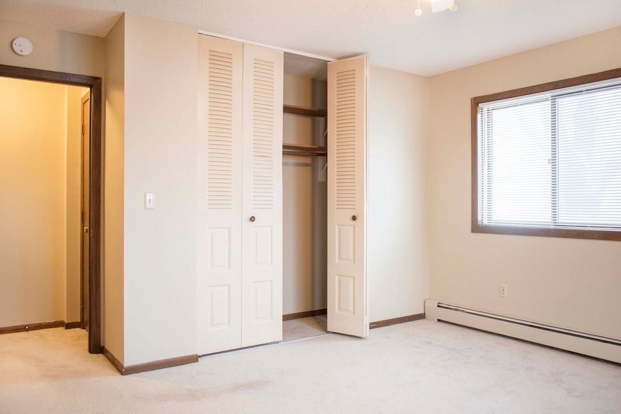 Fairhill Apartments - Photo 5 of 23