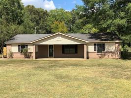 featured image of 110 Dogwood Heights