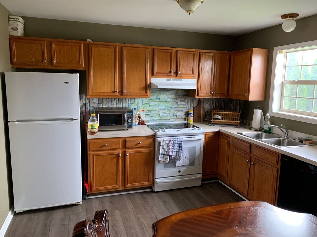 7 Seltzer Ave - Photo 3 of 15