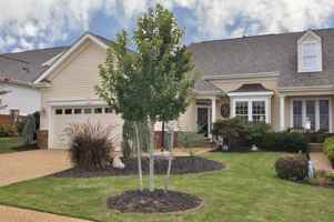 featured image of 6727 Evensong Ln