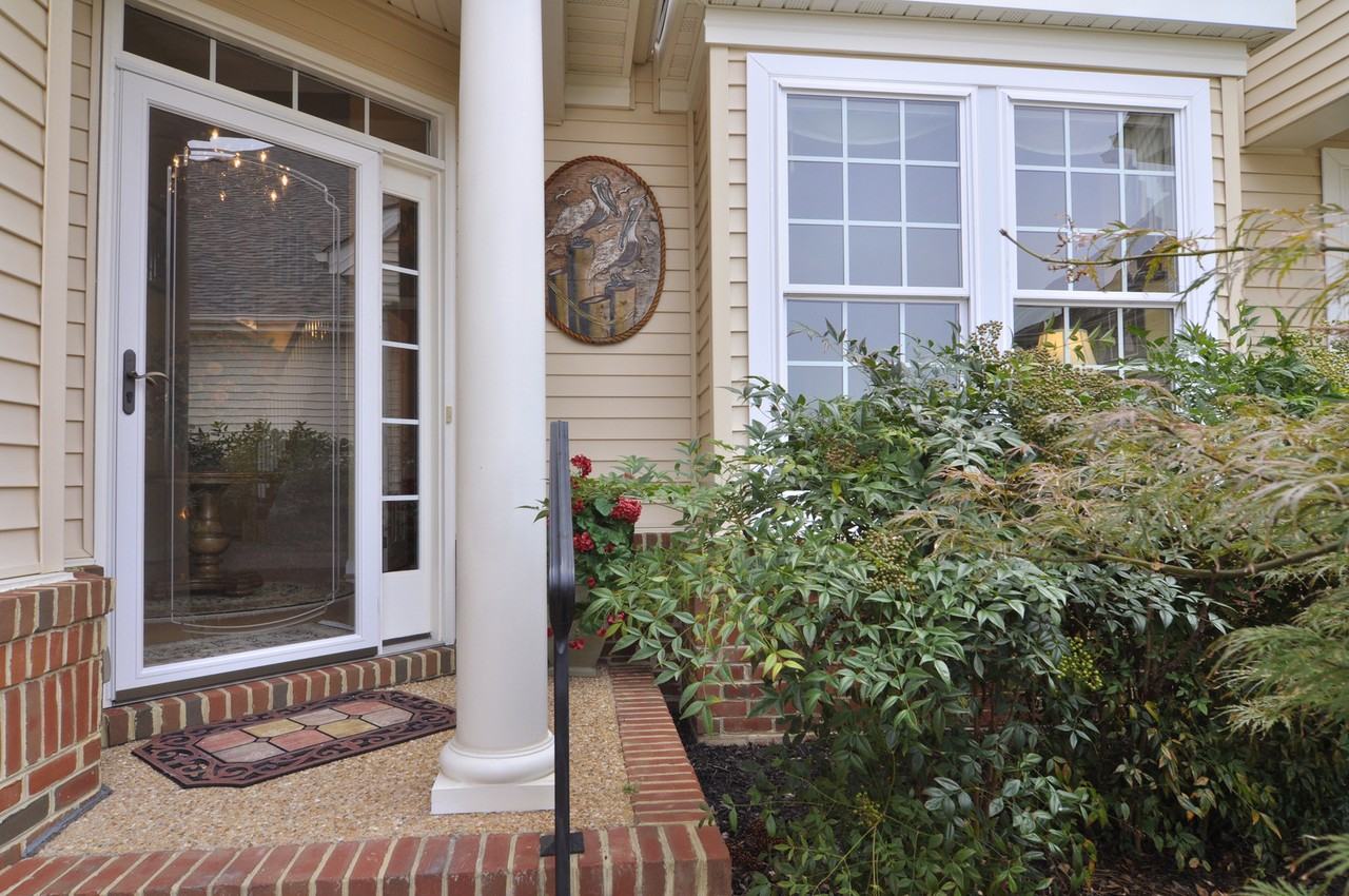 6727 Evensong Ln - Photo 3 of 49