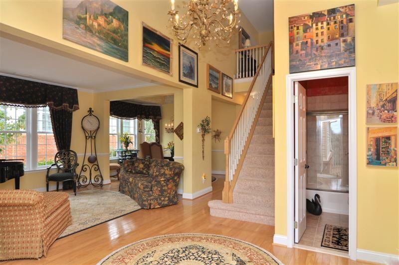 6727 Evensong Ln - Photo 4 of 49