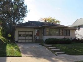 featured image of 1011 Steuben St