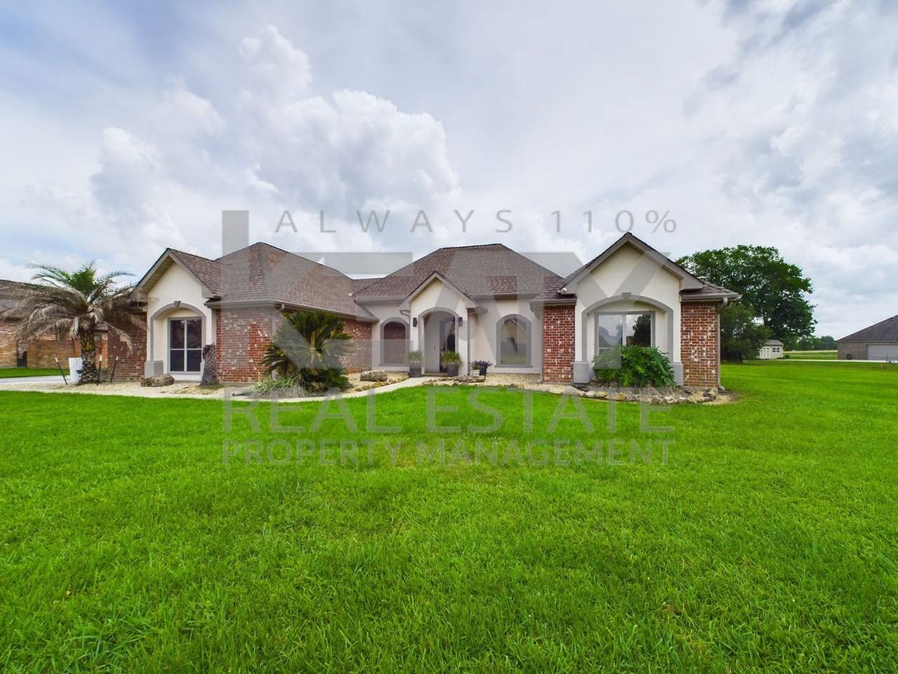 117 Fire Willow Trl - Photo 2 of 30