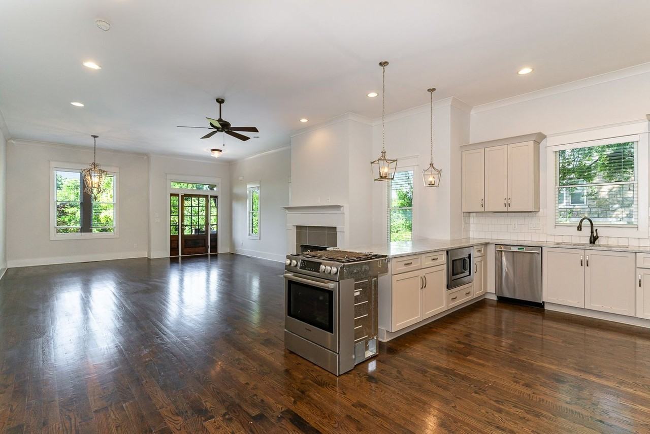 1815 Blair Blvd - Photo 2 of 30