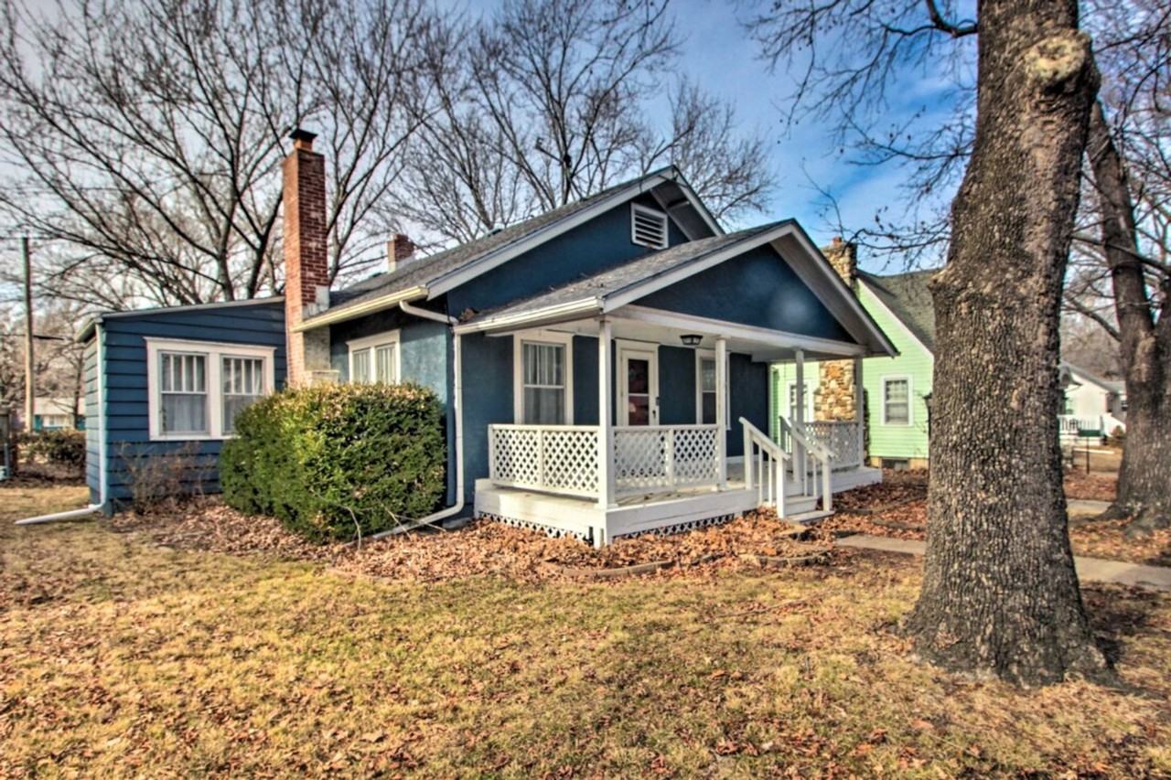 1417 Washington St - Photo 2 of 25