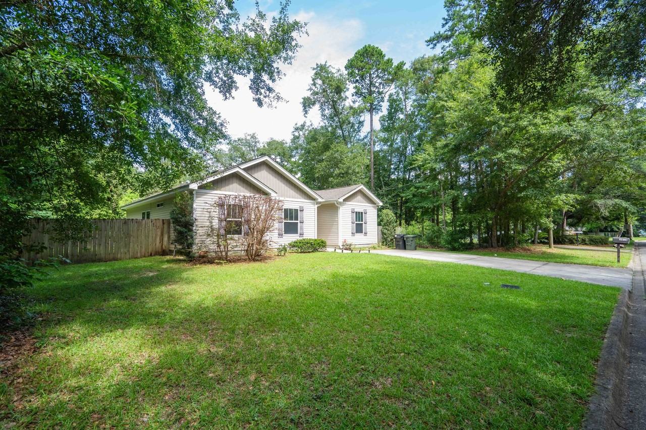 3018 Grady Rd - Photo 2 of 45