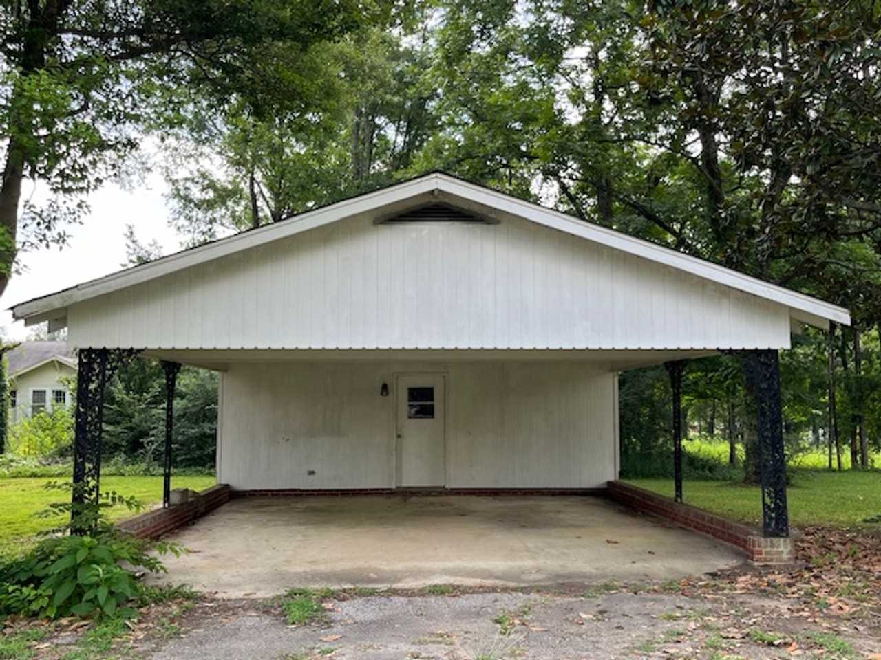 401 Cherry St - Photo 3 of 17