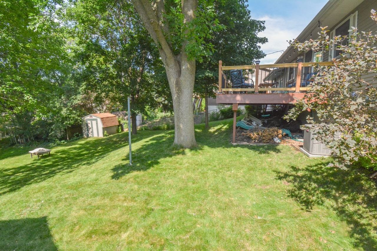 4060 4th Pl Nw - Photo 3 of 22