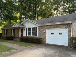 featured image of 171 W Regent Dr