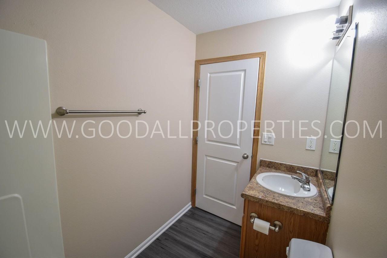 3138 Sw Arlan Ln - Photo 6 of 17