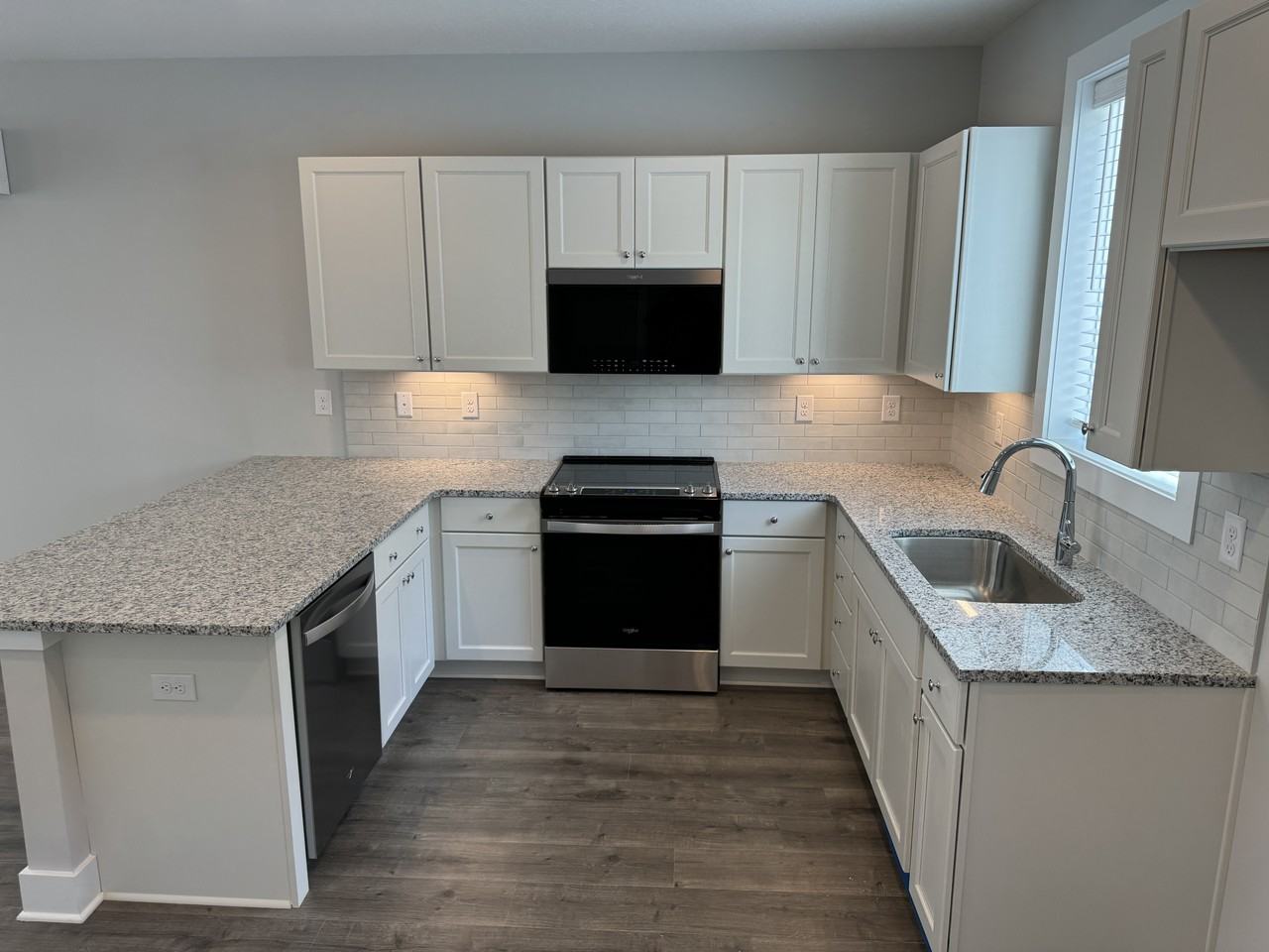 1408 Island Home Ave #1408 - Photo 3 of 20