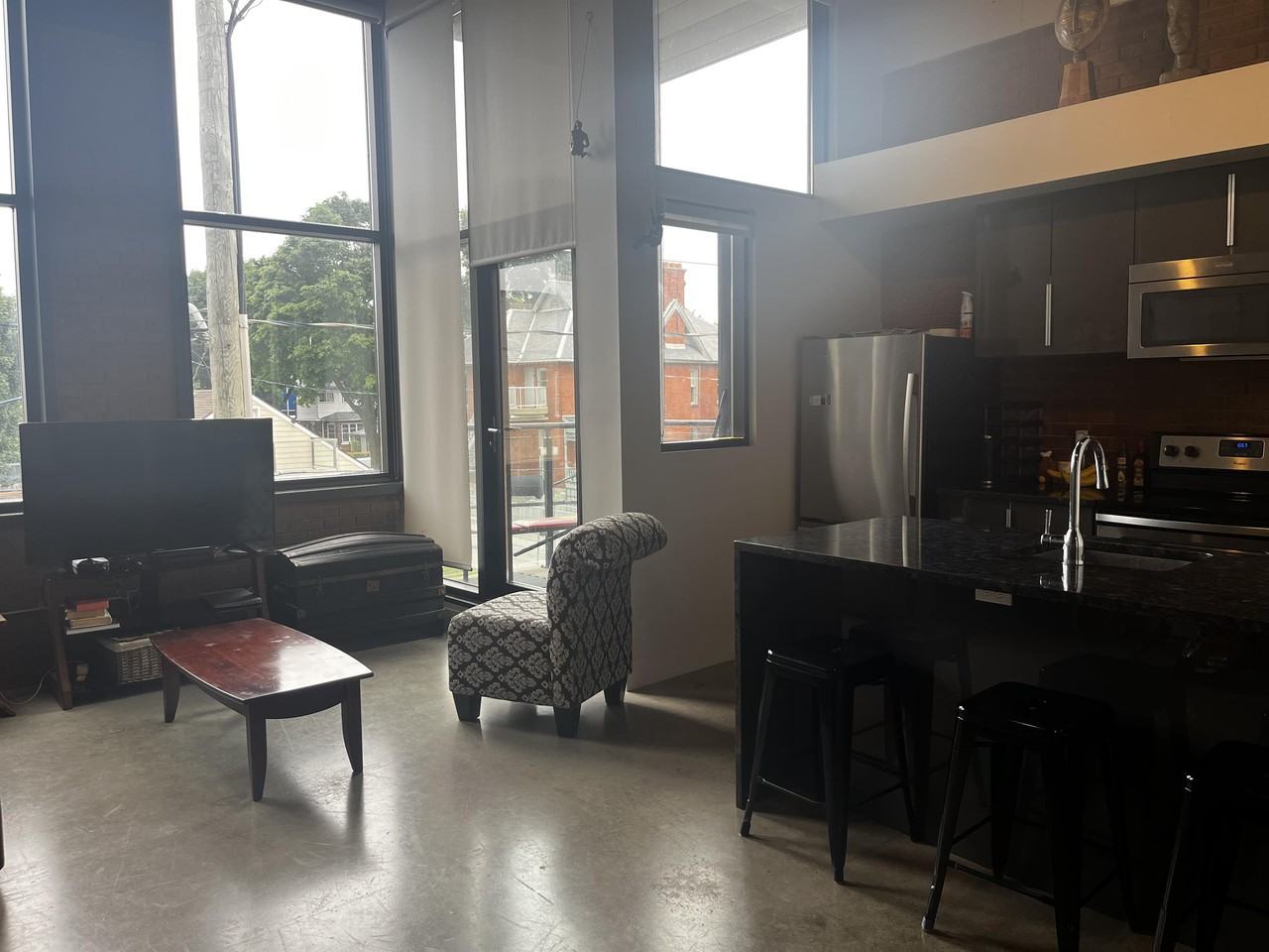 164 Front St S #E - Photo 2 of 14