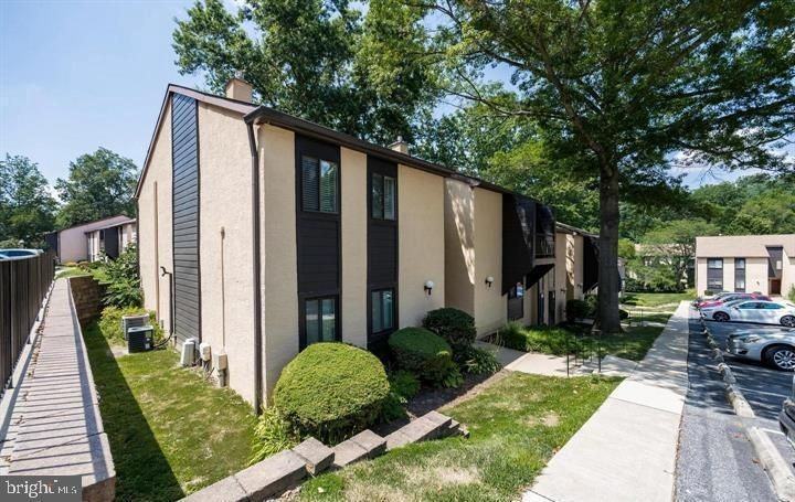 1102 Painters Xing - Photo 2 of 18