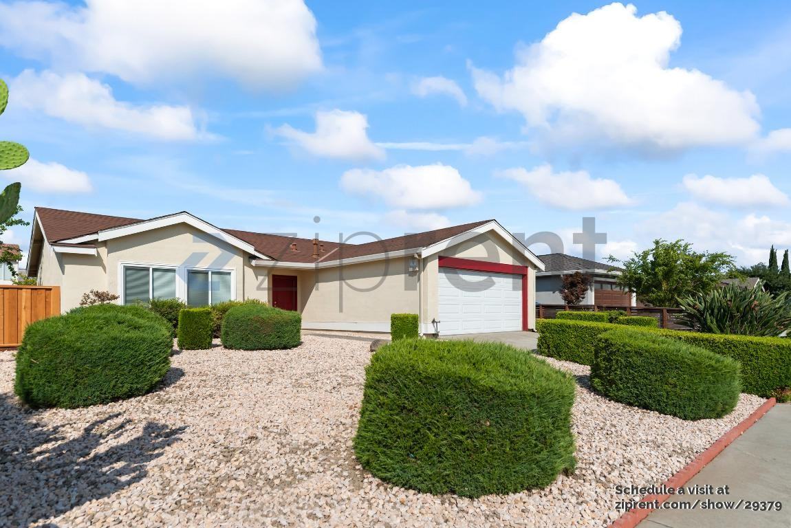 2966 Stanhope Dr - Photo 2 of 30