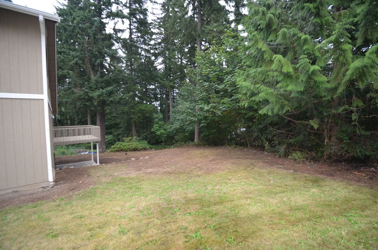 19014 61st St E - Photo 3 of 14