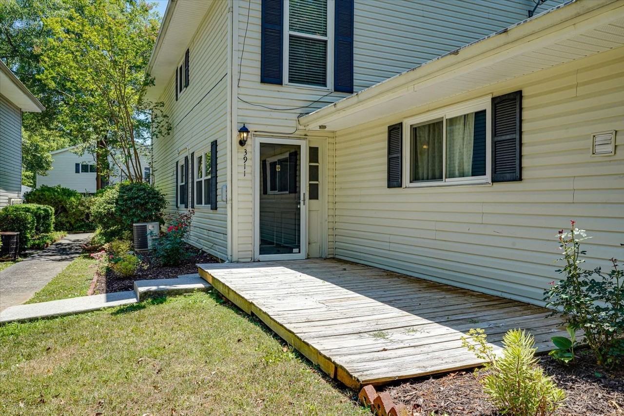 3911 N Quail Ln - Photo 2 of 21