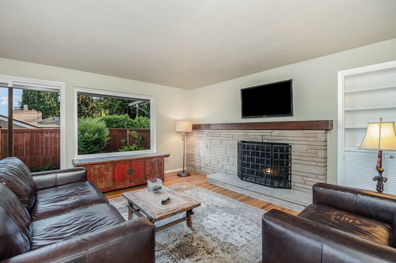 16719 39th Pl Ne - Photo 3 of 17